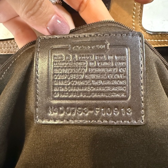 Coach SoHo flap satchel Camel leather shoulder bag - Picture 6 of 12